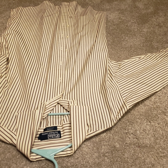 Button down shirt - Picture 3 of 3